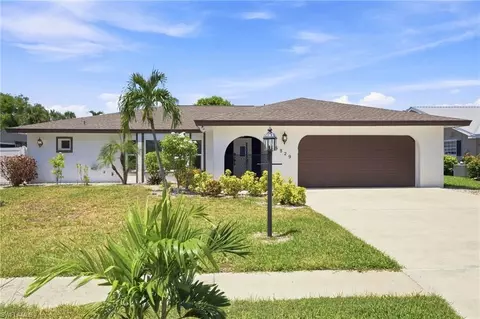 6829 Carmelle Dr, Fort Myers, FL 33919