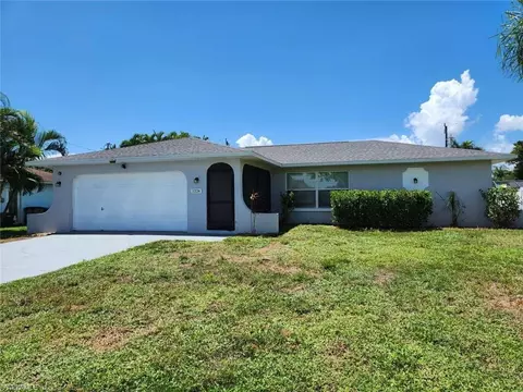 1224 SE 22nd Pl, Cape Coral, FL 33990