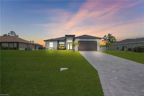 2318 NW 30th Ter, Cape Coral, FL 33993