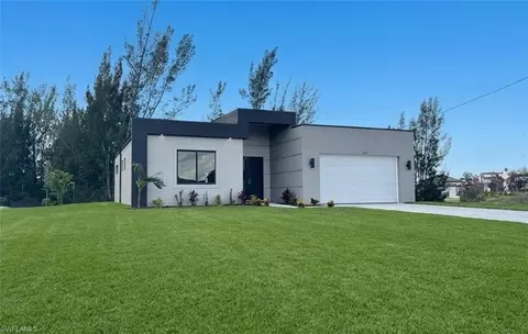 4322 Kismet Pkwy W, Cape Coral, FL 33993