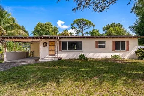 122 Evergreen Rd, North Fort Myers, FL 33903