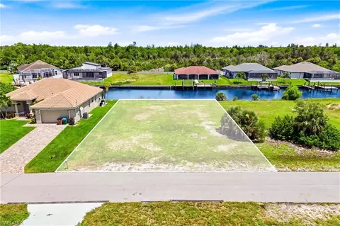 3035 NW 41st Ave, Cape Coral, FL 33993