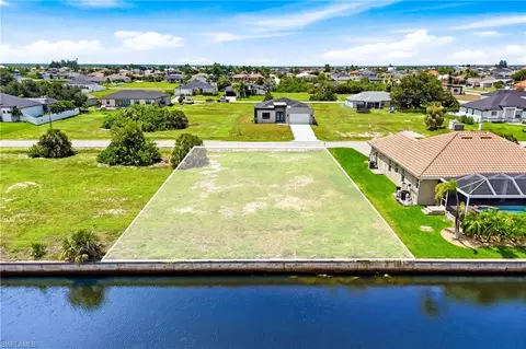 2350 NW 37th Pl, Cape Coral, FL 33993
