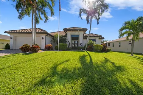 4401 SW 25th Pl, Cape Coral, FL 33914