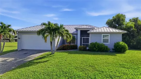 4507 Lake Heather Cir, Saint James City, FL 33956
