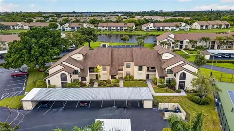 8382 Charter Club Cir #6, Fort Myers, FL 33919