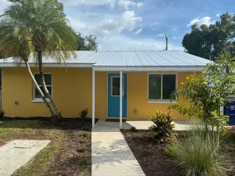 537 Capitol St, North Fort Myers, FL 33903