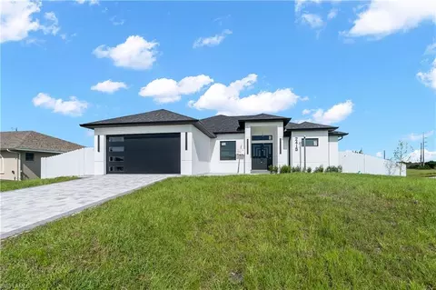 2415 NE 22nd Pl, Cape Coral, FL 33909