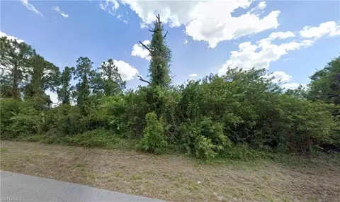 718 Ashland St E, Lehigh Acres, FL 33974