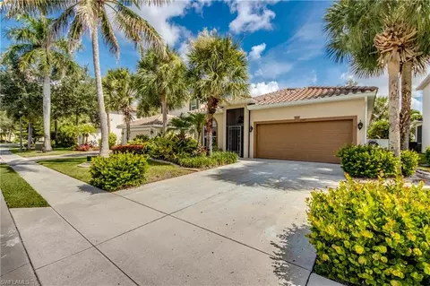 2569 Keystone Lake Dr, Cape Coral, FL 33909