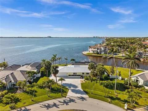1600 Edith Esplanade, Cape Coral, FL 33904