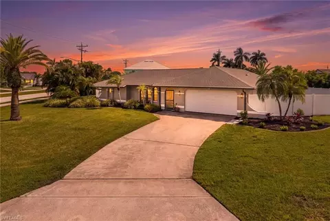 404 SW 34th Ter, Cape Coral, FL 33914