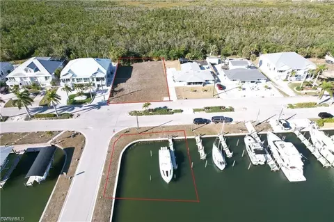 1211012112 Siesta Dr, Fort Myers Beach, FL 33931