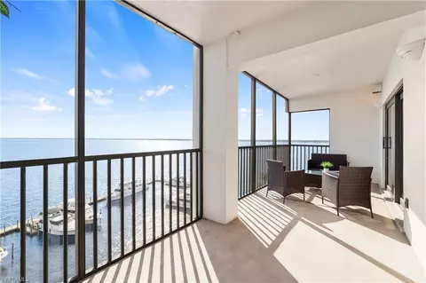 1920 Virginia Ave #902, Fort Myers, FL 33901