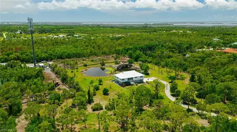 3989 Sunshine Blvd, Saint James City, FL 33956