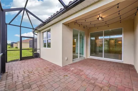 Exterior - 2583 Vine Ave, Naples, FL 34120 photo 3 of 4