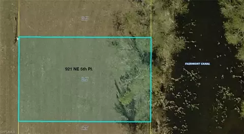 921 NE 5th Pl, Cape Coral, FL 33909