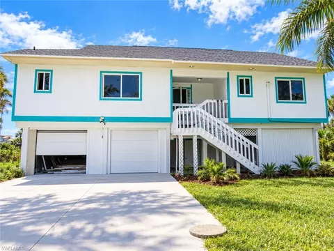 497 Lake Murex Cir, Sanibel, FL 33957
