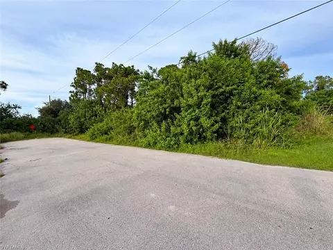 301303 Ichabod Ave, Lehigh Acres, FL 33973