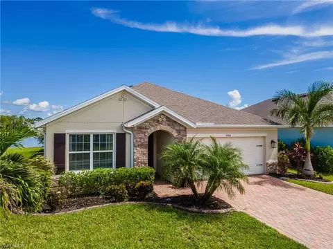 8908 Cascade Price Cir, North Fort Myers, FL 33917
