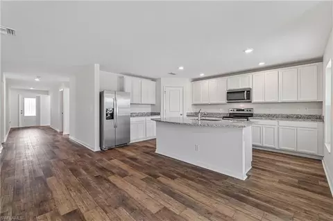 Entry Way - 844 Gen D Macarthur Ave, Labelle, FL 33935 photo 1 of 1
