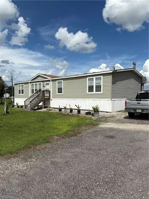 455 N Datil St, Clewiston, FL 33440 photo 3
