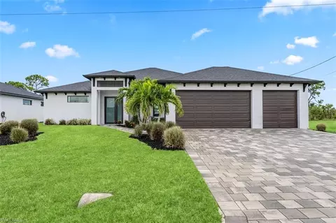 1124 SW 4th Ln, Cape Coral, FL 33991