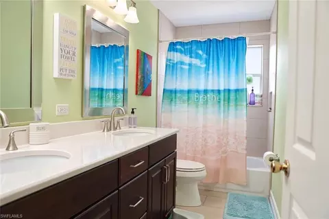 Bath - 21223 Braxfield Loop, Estero, FL 33928 photo 4 of 4