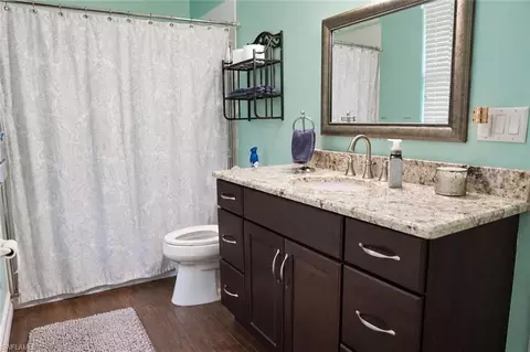Bath - 21223 Braxfield Loop, Estero, FL 33928 photo 3 of 4