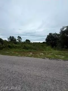 514 Plumosa Ave, Lehigh Acres, FL 33972