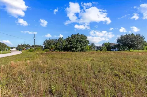 1914 Coy Ave N, Lehigh Acres, FL 33971