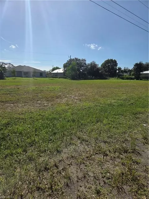 3453 Andalusia Blvd NE, Cape Coral, FL 33909