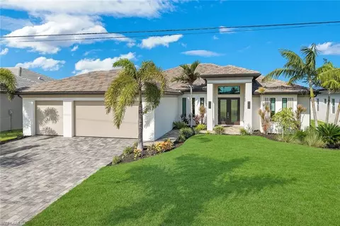 1030 NW 38th Pl, Cape Coral, FL 33993