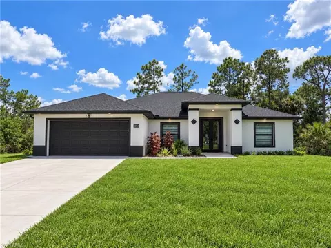 3315 23rd St W, Lehigh Acres, FL 33971