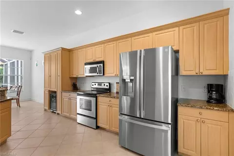 Kitchen - 20000 Seadale Ct, Estero, FL 33928 photo 1 of 4