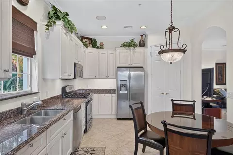Kitchen - 3177 Aviamar Cir #202, Naples, FL 34114 photo 2 of 3