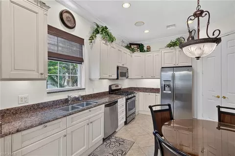 Kitchen - 3177 Aviamar Cir #202, Naples, FL 34114 photo 3 of 3