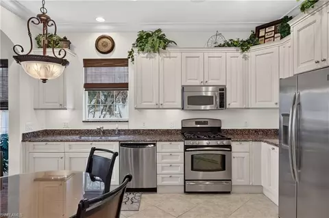 Kitchen - 3177 Aviamar Cir #202, Naples, FL 34114 photo 1 of 3