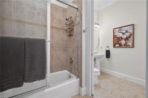 Bath - 3177 Aviamar Cir #202, Naples, FL 34114 photo 4 of 5