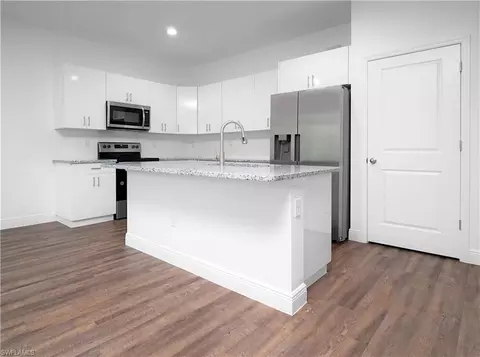 3010 Harvard Cir NE, Labelle, FL 33935 photo 2