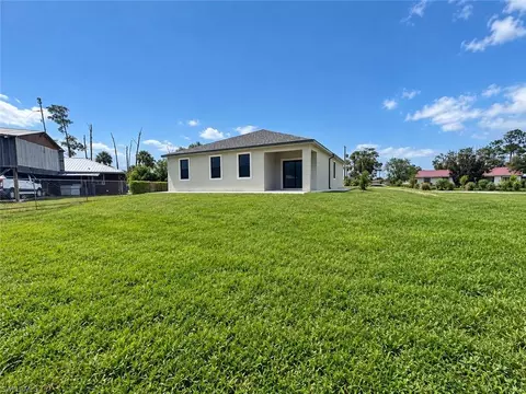 3010 Harvard Cir NE, Labelle, FL 33935 photo 9