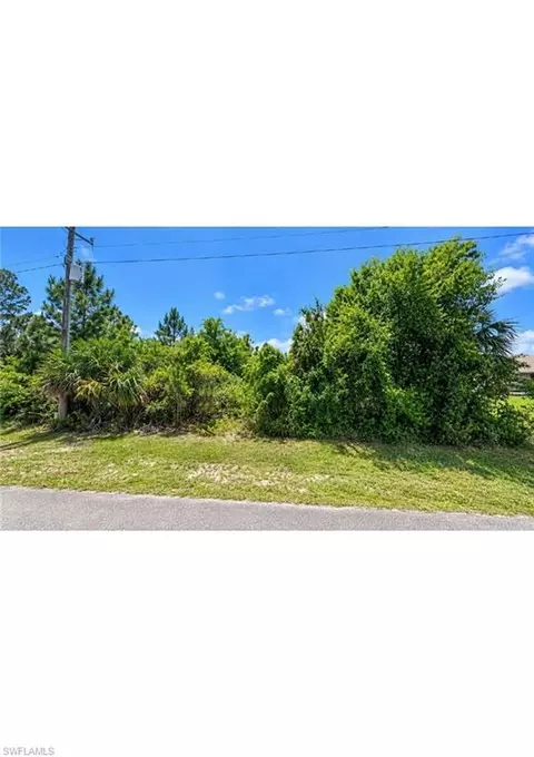 3405 59th St W, Lehigh Acres, FL 33971