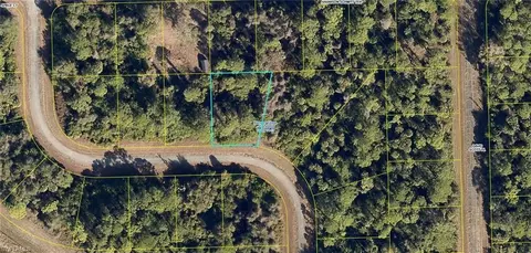 715 Eugene Cernan Dr, Labelle, FL 33935 photo 2