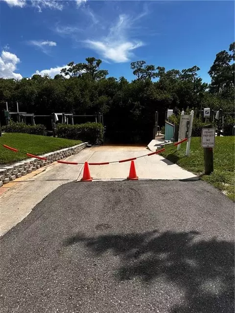 20690 Port Dr, Estero, FL 33928 photo 4
