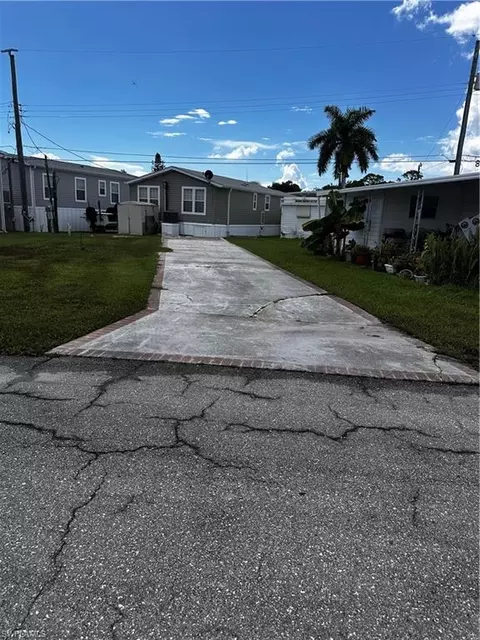 20690 Port Dr, Estero, FL 33928 photo 3