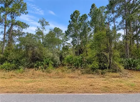 4404 E 21st St, Alva, FL 33920 photo 2