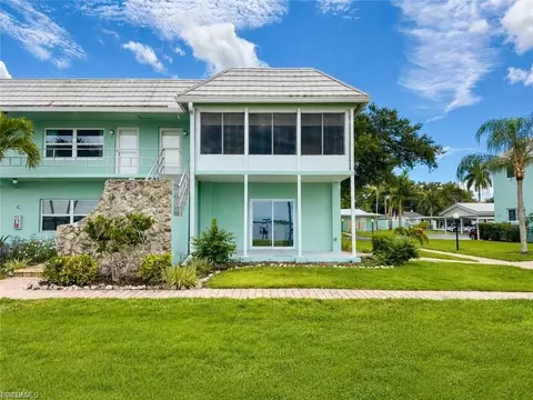 3225 E Riverside Dr #34C, Fort Myers, FL 33916