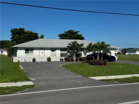 806-808 Andalusia Blvd, Cape Coral, FL 33909