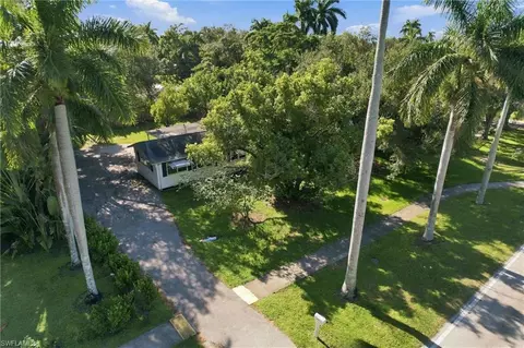 10461 Mcgregor Blvd, Fort Myers, FL 33919
