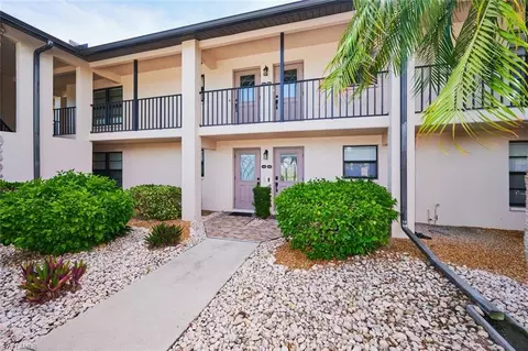 4515 Country Club Blvd #205, Cape Coral, FL 33904